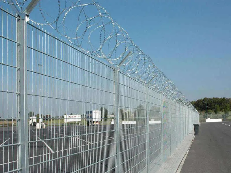 868 Double Wire Airport Fence