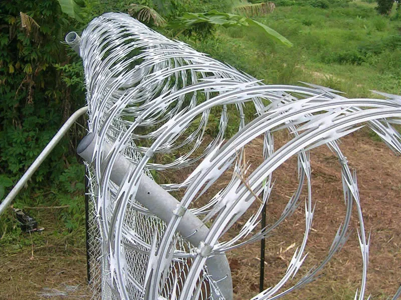 Cross Coil Razor Wire