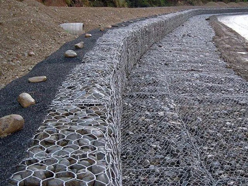 Double Twisted, 2.7mm Wire, 80x100mm Opening, Galvanized, for riverbank protection