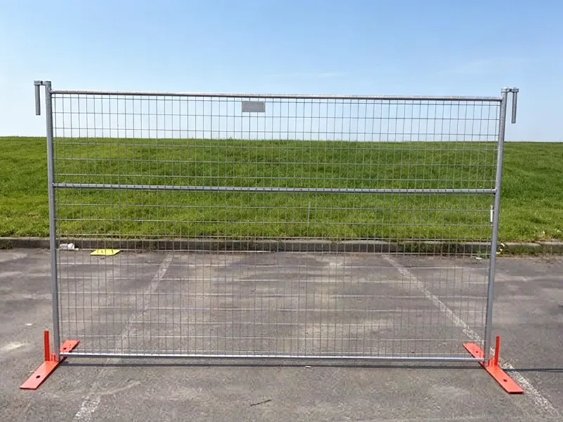 Temporary Fence With Orange Steel Base